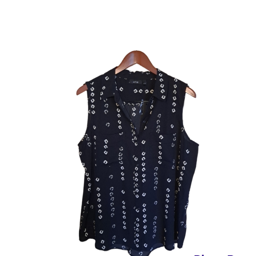 NWT Womens Apt 9 Sleeveless Button Down Blouse Size L